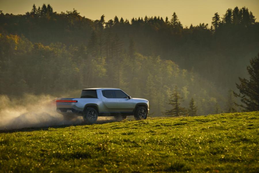  Rivian R1T 2018 года  (фото 3 из 58)